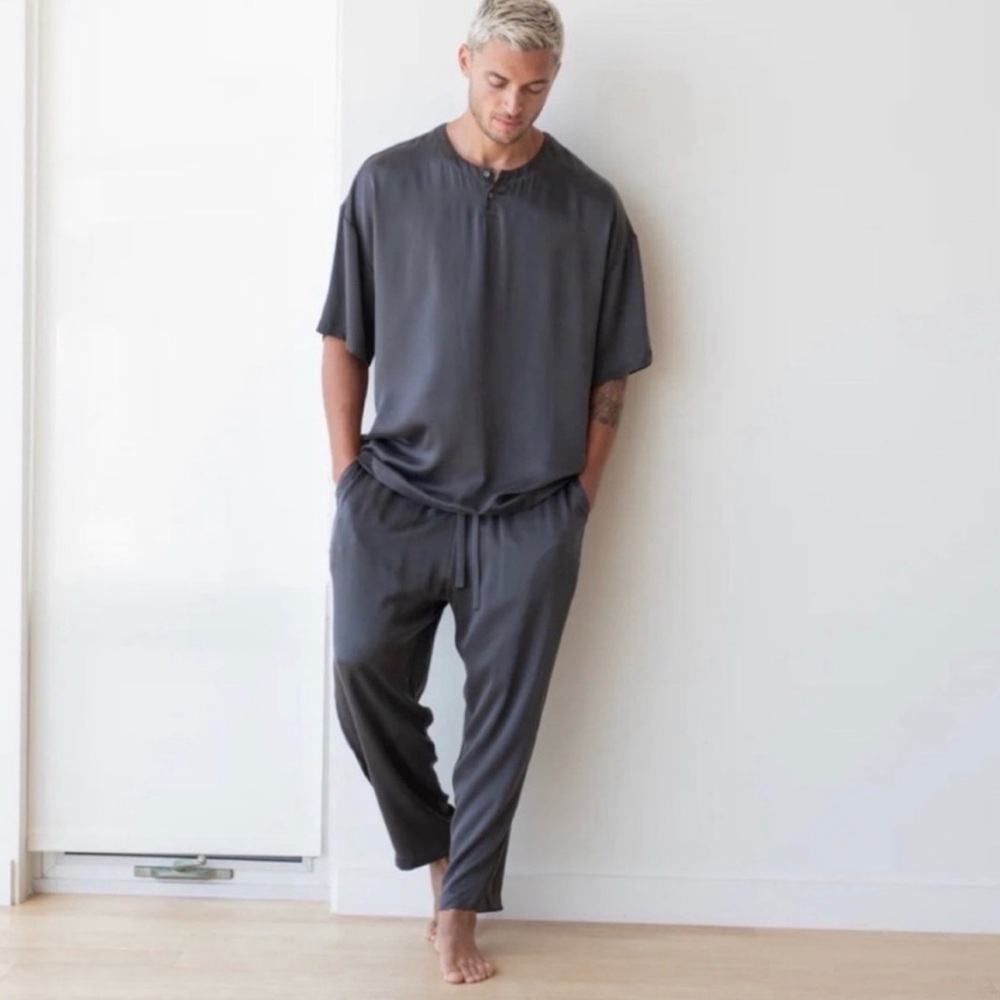 Lahgo Lunya Dark Gray Men’s Henley Top Washable Silk Pajamas‎ Set XXL